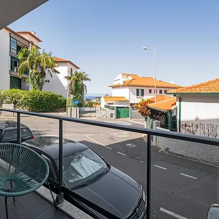 Pena Ii By An Island Daire *