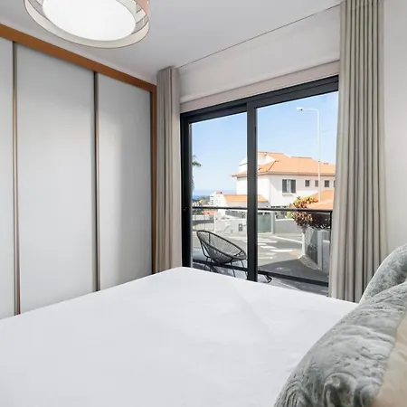 Daire Pena Ii By An Island *